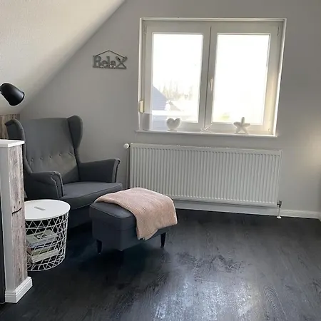 With 2 Bedrooms Σπίτι διακοπών *